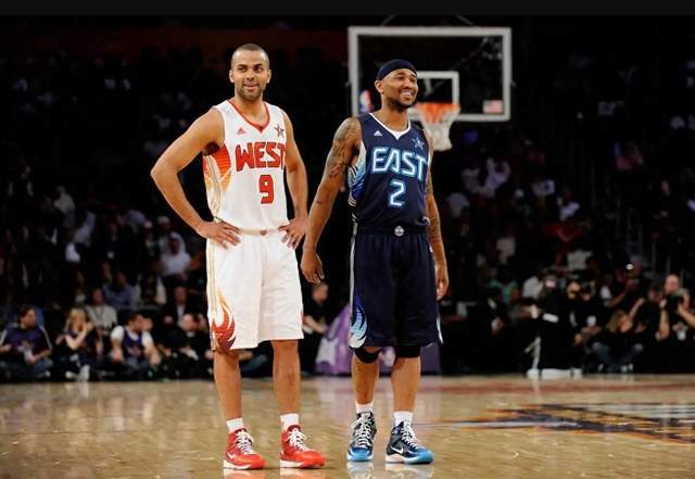 从泡妞少年到NBA球星：莫-威廉姆斯的传奇篮球人