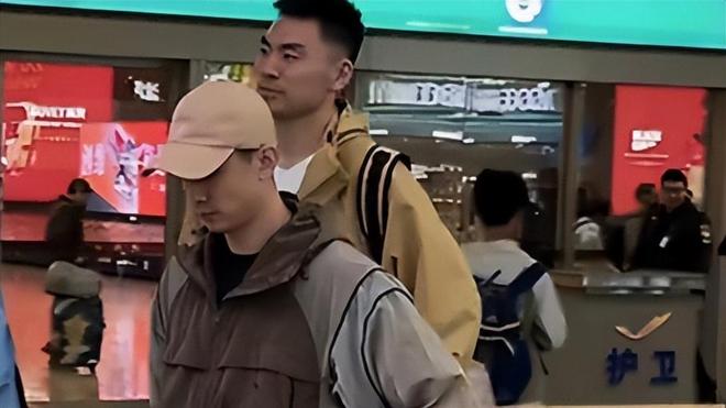 辽篮无缘八强引球迷热议 重振需杨鸣回归与外援